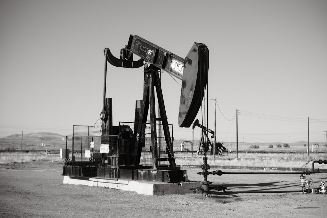 global energy market oil gas commodity price 2026